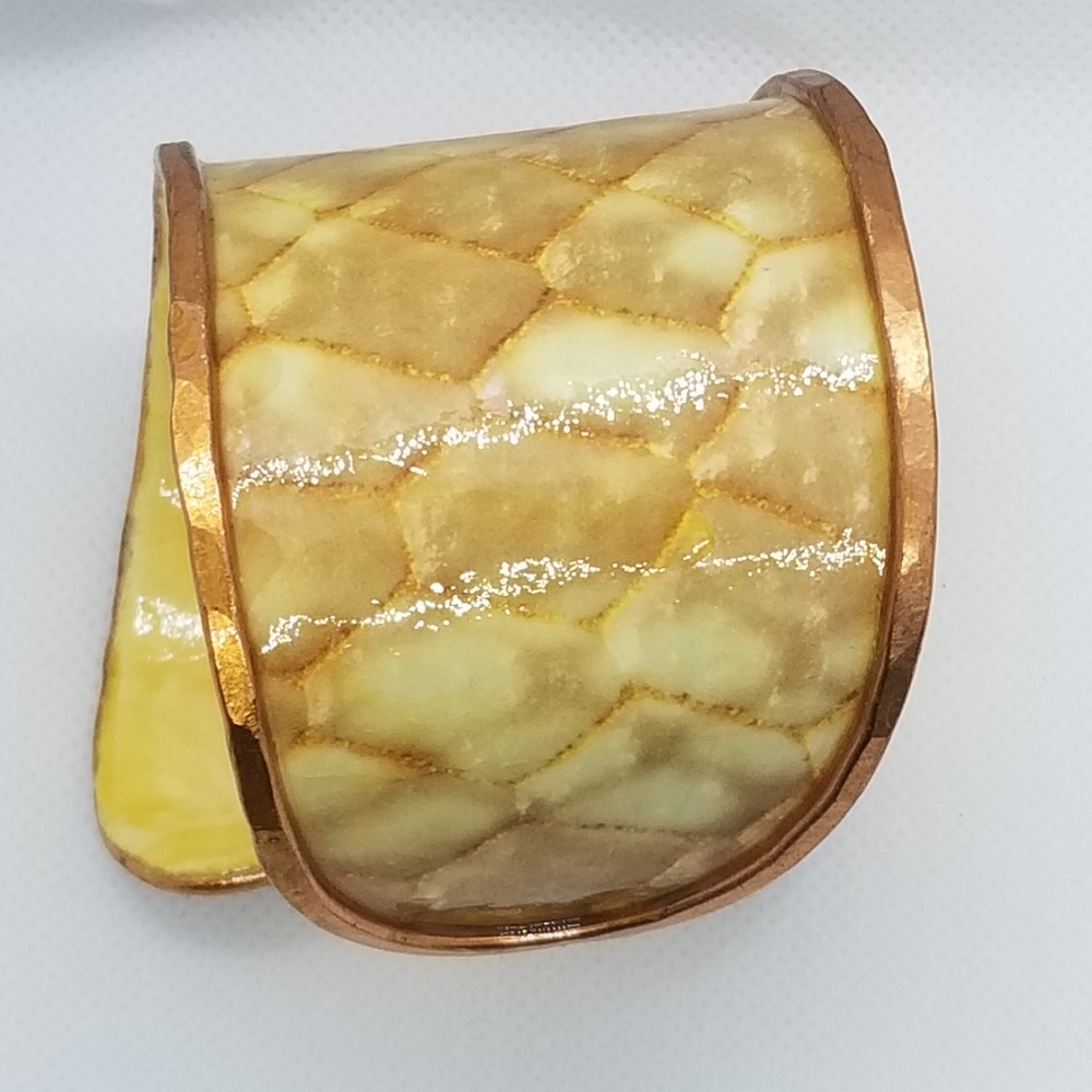 E Snake Skin Cuff Yellow Interior - Picture 6 of 10